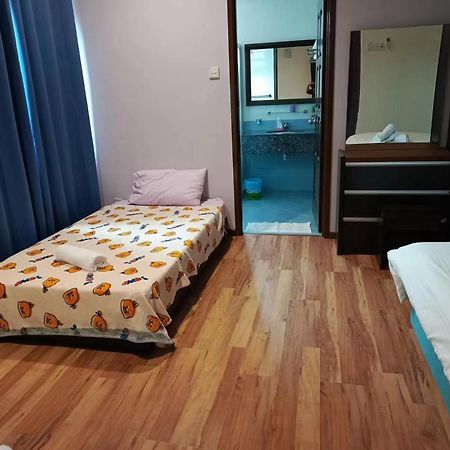 Melaka Beachfront Villa With Pool Dış mekan fotoğraf