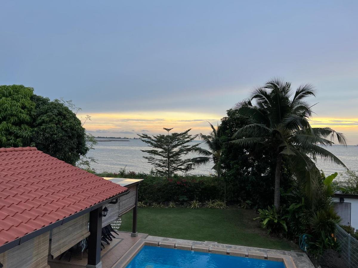 Melaka Beachfront Villa With Pool Dış mekan fotoğraf