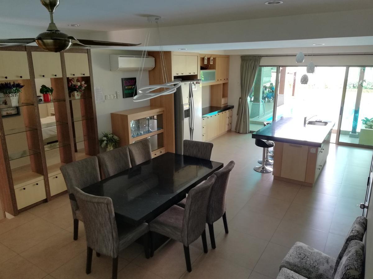 Melaka Beachfront Villa With Pool Dış mekan fotoğraf