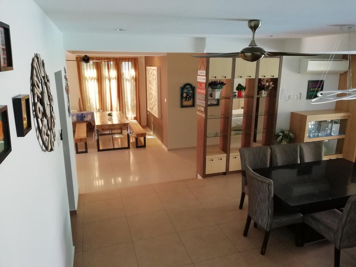 Melaka Beachfront Villa With Pool Dış mekan fotoğraf